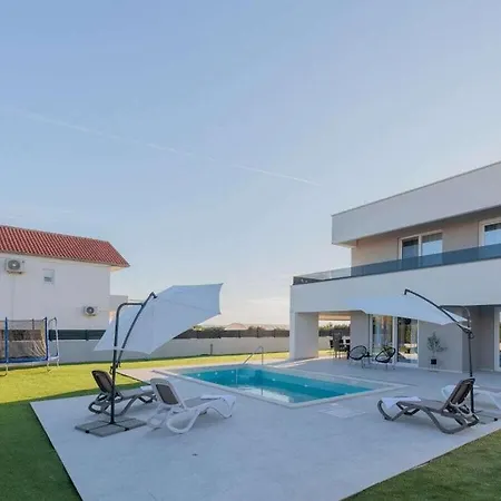 וילה Stunning Marea With A Private Pool