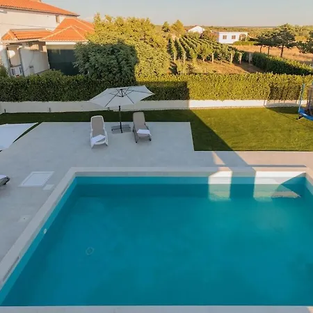 Stunning Marea With A Private Pool