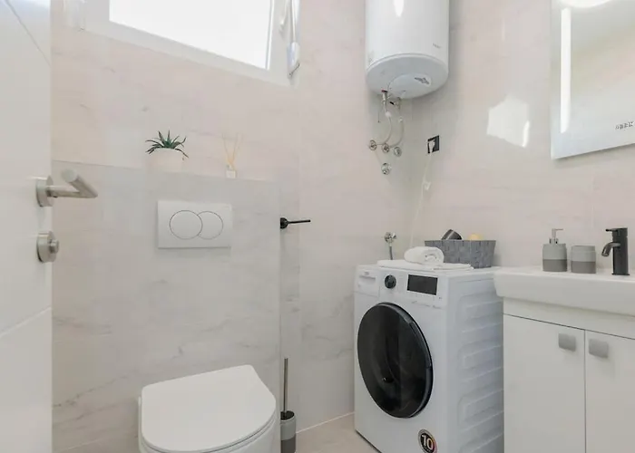 Stunning Marea With A Private Pool Вилла Врси