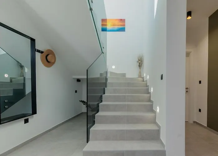 Вилла Stunning Marea With A Private Pool Врси