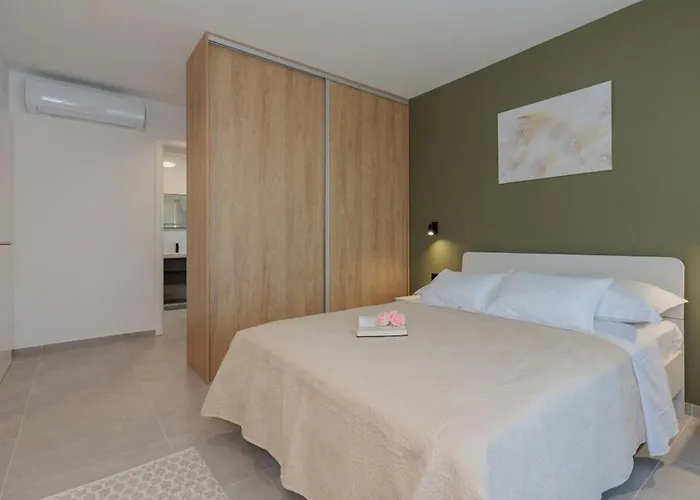 Stunning Marea With A Private Pool